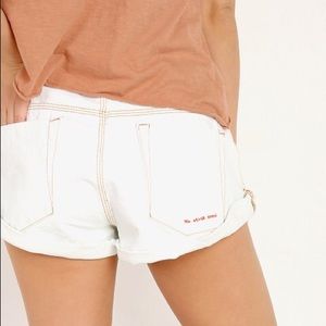 NWT One Teaspoon bandit shorts in coconut